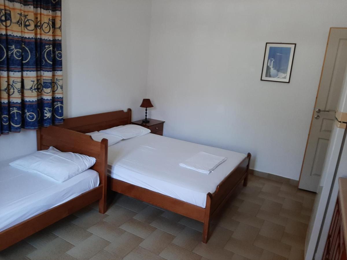 House Kosmas On The Beach Sarti Bagian luar foto
