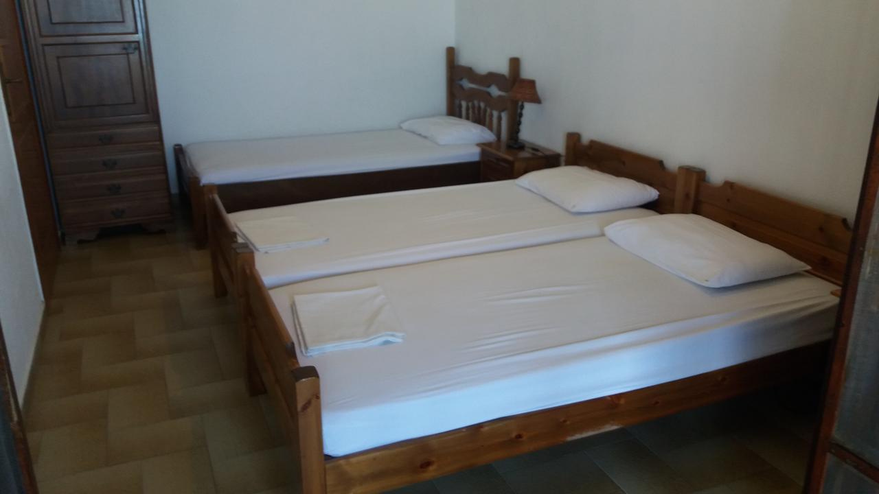 House Kosmas On The Beach Sarti Bagian luar foto